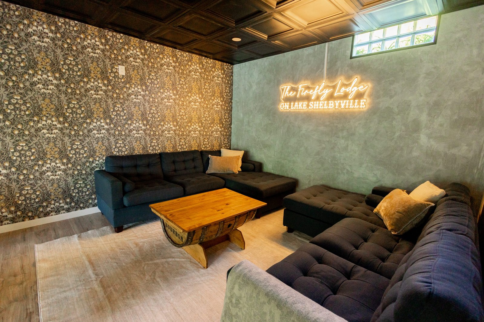Living area at Firefly Lodge